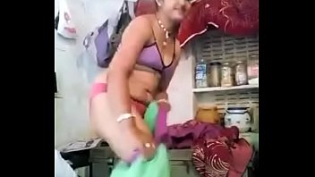 Desi Bhabi Yang Menggoda Dan Siap Memuaskan Hasratmu