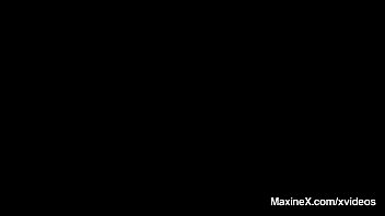 Ibu Asia Maxinex Mengajari Kekasih Latina Cara Memuaskan Penis Dengan Gairah Membara