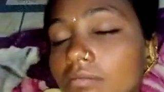 Paha Mulus Desa Tersingkap Saat Mabuk