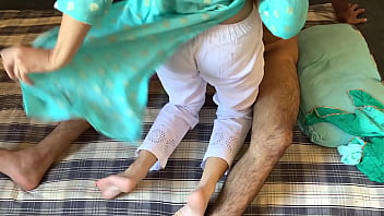 Bhabhi Digoyang Ganas Oleh Devar Kontol Besar, Film Porno India Dengan Gadis Langsing