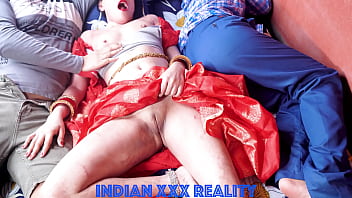 Gairah Terlarang: Ibu Tiri India Dan Anak Tirinya Dalam Adegan Panas