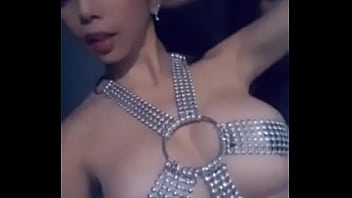 Gadis Cantik Dari Tiongkok