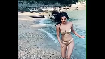 Gadis-gadis India Yang Menggoda Dengan Lekuk Tubuhnya Yang Sensual
