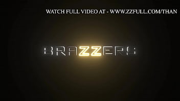Goyang-goyang Briana Banderas Di Brazzers, Tonton Adegan Panasnya Di Sini