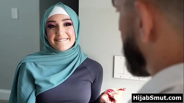 Gadis Muslimah Polos Digodok Pelatih Sepak Bolanya Jadi Liar Di Lapangan