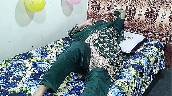 Wanita India Yang Sudah Menikah Panggil Pemuda Muda Untuk Bercinta Kasar Dengan Audio Hindi Yang Menggoda