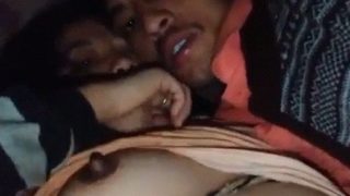 Desi Lover Menggigit Puting Jio Video Seks