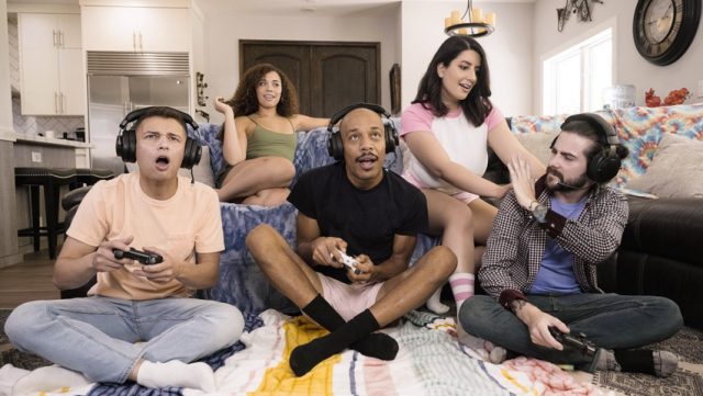 Gamer Tergoda, Dihardcore Di Dunia Nyata