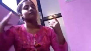 Tonton Video Hindixxx Penuh Erangan Dan Semburan Air Mani