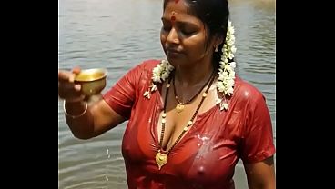 Desi Bhabhi Ai, Bikin Lo Ngaceng Terus Nontonnya
