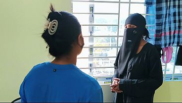 Istri Rumah Tangga Cantik Bercinta Dengan Suaminya Dalam Video Desi Xxx