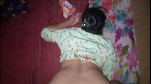 Desi Cewek Lagi Digebukin Sambil Ngerengek Minta Lebih.
