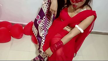 Baru Nikah, Istri India Pake Sari Merah, Malam Valentine Ngewe Seru Sama Suami Desi – Bokep Hindi Terbaik