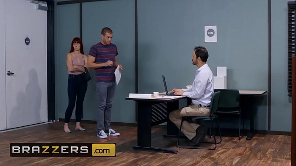 Mengisi Kotak Suaranya Dengan Penuh Gairah – Abigail Mac Dan Xander Corvus