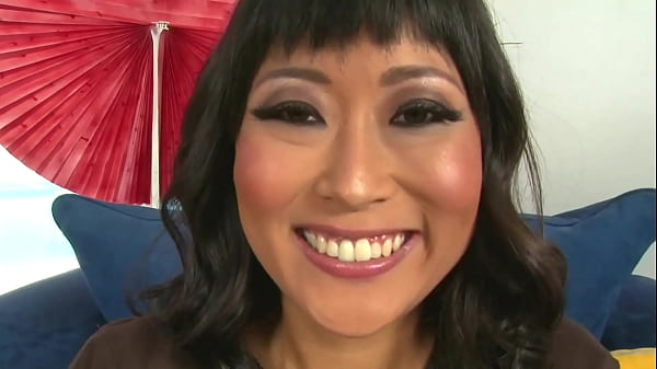 Ibu Tirimu Jadi Pelacur Seksi Yang Haus Kontol Hitam Besar