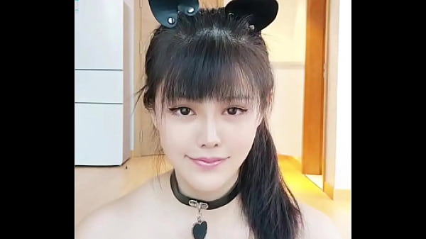 【原声实拍·人照合一】上海女m萌面乖兽认主现场：皮革紧身衣下的妩媚奴娘，妆媚体骚，视频为证绝不跑路