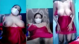 Melanie Tobrut, Jembut Lebat Siap Banjir Di Dreamlive