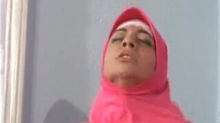 Video Mesum Hijab Pakistan, Cewek Sholehah Berubah Jadi Pelacur Nafsu