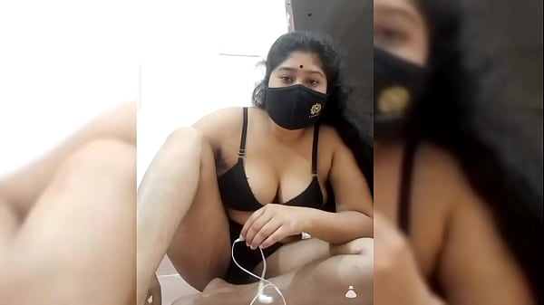 Desi Cewek Lagi Live Bugil, Goyang-goyang Enak.