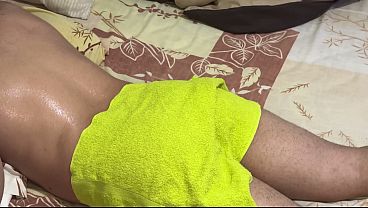 Mertua Montok Bantu Mantu, Pijatan Berakhir Dengan Gerakan Nafsu.