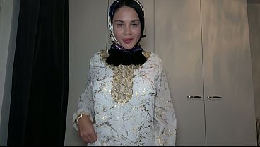 Pov – Ngenotin Abis Abangku Sama Cewek Hijab, Tapi Ini Adik Tiri Yang Lagi Romantis