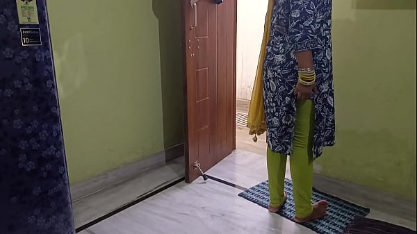 Bapak Mertua India Ngentot Mantu Pakai Alasan Sakit!