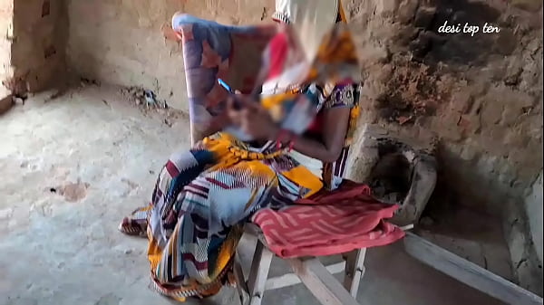 Desi Sexy Bhoji Bikin Saree Hancur Di Ranjang, Bokep India Paling Hot, Suara Desah Desi Kotor Bikin Makin Greget.