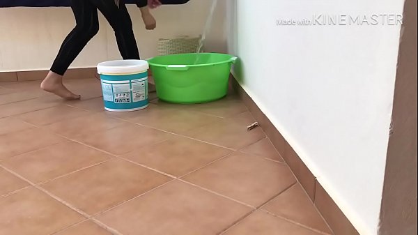 Hijab Bokong Kaki Bau Keringat.