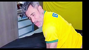 Orang Arab Datang Ke Brazil, Muncrat Di Lubang Pantat Pria Brazil (cuplikan)
