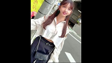 Gadis Majalah, Setengah Filipina Setengah Jepang, Baru 18 Tahun, Tubuhnya Bikin Ngiler.
