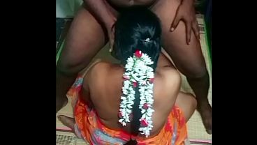 Ibu Rumah Tangga India Main Seru Sama Om Kampung, Nikmatin Malam Panas.