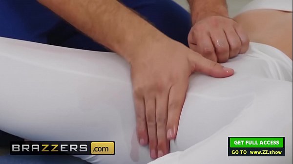 Ibu Dan Anak Tiri Ngentot Sambil Yoga, Episode Panas Brazzers