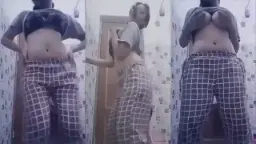 Baby Rachel Gogo Live Pamerin Toket Sambil Ngajak Grepe-grepe