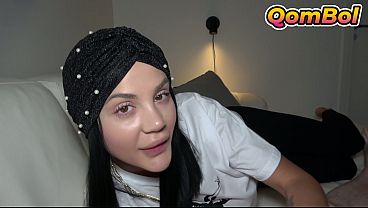 Ngentot Seru Bareng Mbak Tiriku Berjilbab Turki, Elnaz