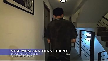 Ibu Tiri Lagi Ngajarin Murid, Panasnya Bikin Makin Nafsu.