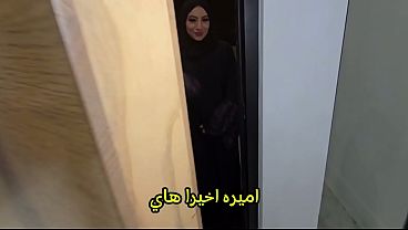 Nikahin Tante Berjilbab, Becek Anal Dalem, Ngewe Brutal, Crot Di Dalem Mulut.