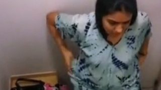 Ngentot Di Ruang Ganti India, Kamera Tersembunyi Rekam Semua Gerakanmu
