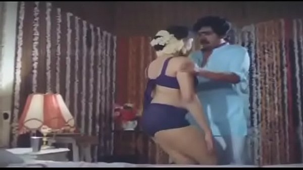 Panasnya India Bikin Lo Ngaceng, Gak Sabar Ngebor